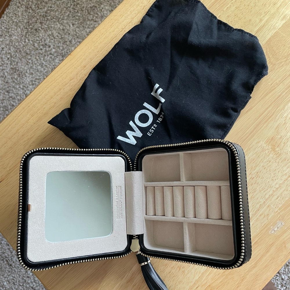 Wolf black, padded, zip close, travel jewelry case with cloth covering